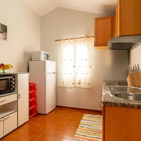 Celia Arco da Calheta (Madeira)