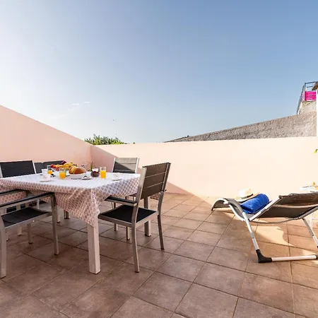 Celia * Arco da Calheta (Madeira)