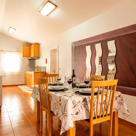 Celia * Arco da Calheta (Madeira)