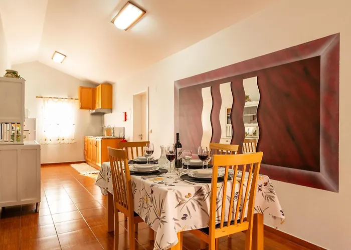 Celia * Arco da Calheta (Madeira)