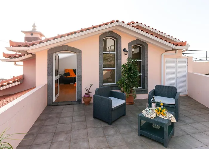 Celia Arco da Calheta (Madeira)