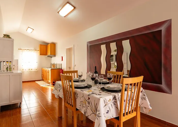 Celia Arco da Calheta (Madeira)